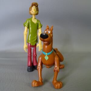 Scooby-Doo Mystery Solving Scooby Shaggy Action Figures Loose